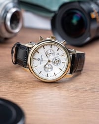 باتك فليب • كوالتي عالي • معدن وجلد