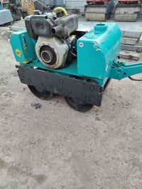 تاكوم ياباني • وزن ١ طن • باتري جديد