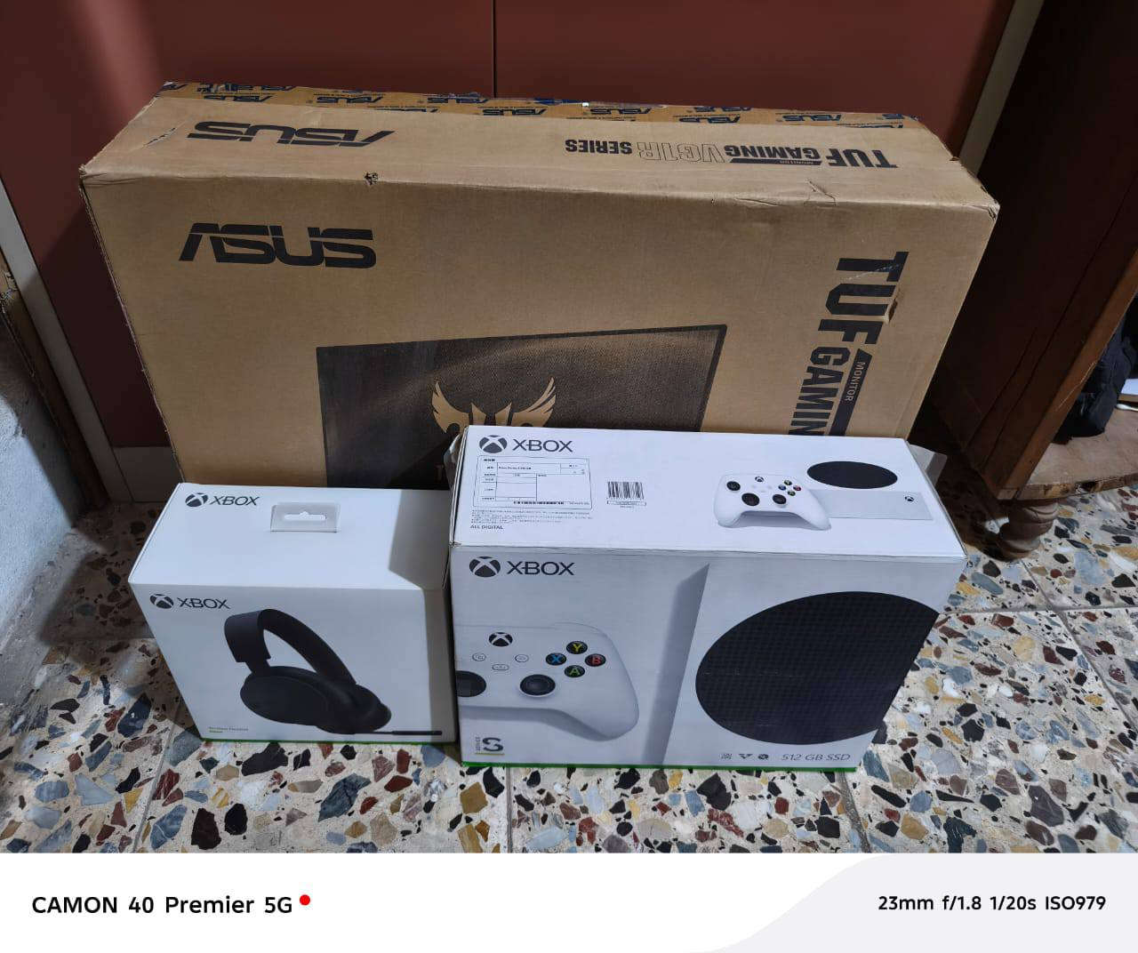 جهاز Xbox series s
جهاز جديد نادرا ما استعمله توازيت على فلوس ورايد ابيعه ويا جوستكين الاول الاصلي وكلشي مابي جديد والثاني كيم سير G7 اخذتها ب 50 الف الاصليه وعندي جوستك ثالث يرهم على اندرويد وعل ويندوز 

مع سماعات اكسبوكس الاصليه headset
series gen 2
ما يتجاوز عدد شحناتهة 8 مرات

مونيتر asus شاشه جديده مابيها اي قصور

24inch

165hz

Ips

1ms

1080

Freesync premium

Stereo speakers

حساب بي العاب مشتريهن
Red dead 1/2
Sikero
Dying light
Mafia

كل الاجهزة كراتينهة موجوده

هدية:
4 عدد sony 2700mA باتريات تكدك يوم كامل لعب
مع شاحنة 12v

ملاحظة ابيع شلع السعر  650
عنواني: صلاح الدين
*********** : رقم
