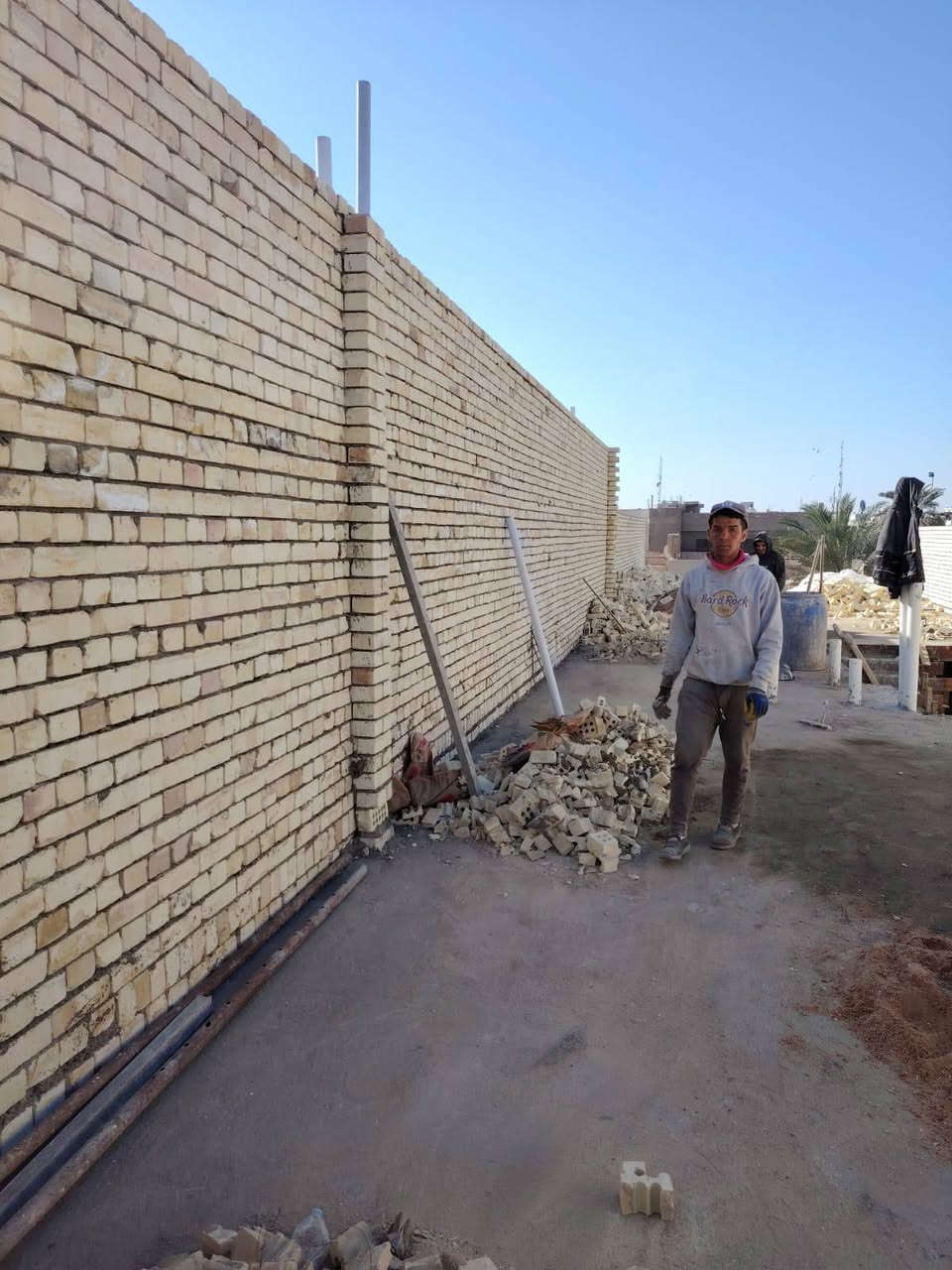 خلفت بناء شغل درجة اولى شغل مصاطر وكبان وشاهول شغلي بغداد فقط نشتغل قطعي وعل دبل للسفسار ***********
