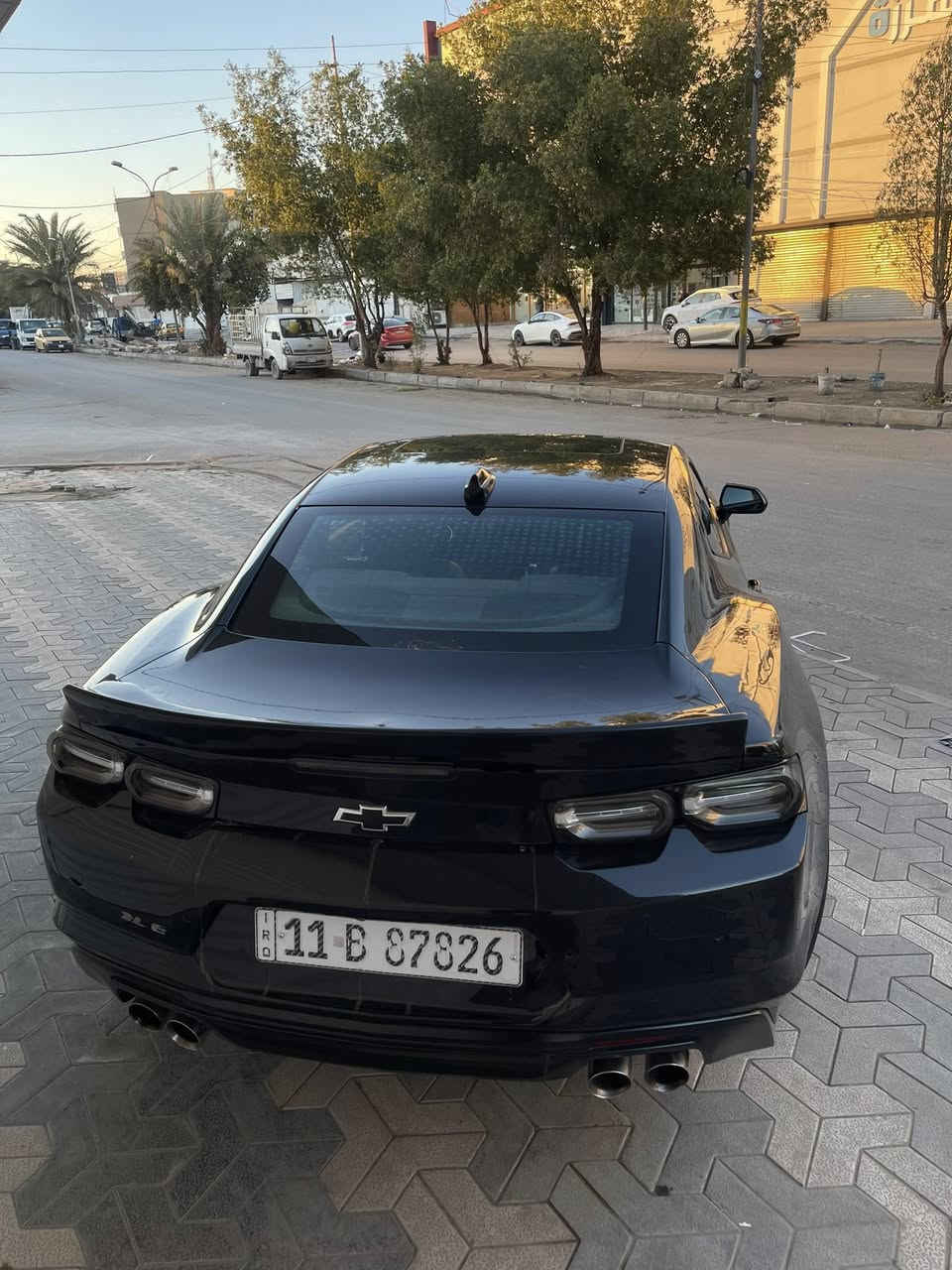 السلام عليكم
يمكن احلى كمارو رح تشوفها 
الموديل 2022
بتفاصيلها وحادثها وسعرها 
فهاي السيارة للجاد والشراي فقط بدون مراوس 
كمارو 6.2 اعلى مواصفات واعلى فئة 2ss 
نجي للتفاصيل والمواصفات منين ابدي 
حادث السيارة قطعة وحدة سرقة فقط لا غير 
كير مكينه اكسل شاصي لغد ايرباك مكفول 
المواصفات 
رادار نقط عمياء 
فتحة سقف 
دبلات كهرباء 
كامرات خلفيه يعني مراية السايق كامرة 
والشاشة كامرة 
كشنات ريكارو 👿 
اكتف كزوز 
تشغيل عن بعد 
فجوج برمبو
السيارة بلادية بدون برمجة بدون تفريغ (حجر البيئة موجود) 
السيارة ماشيه 21 ميل 
مري قلاب 
كير اوتو 10 نمر 
السيارة هواي بيها مواصفات فول الفول 
السعر 24 الف قابل للتفاوض البسيط 
مكانها بغداد كم سارة 
***********
