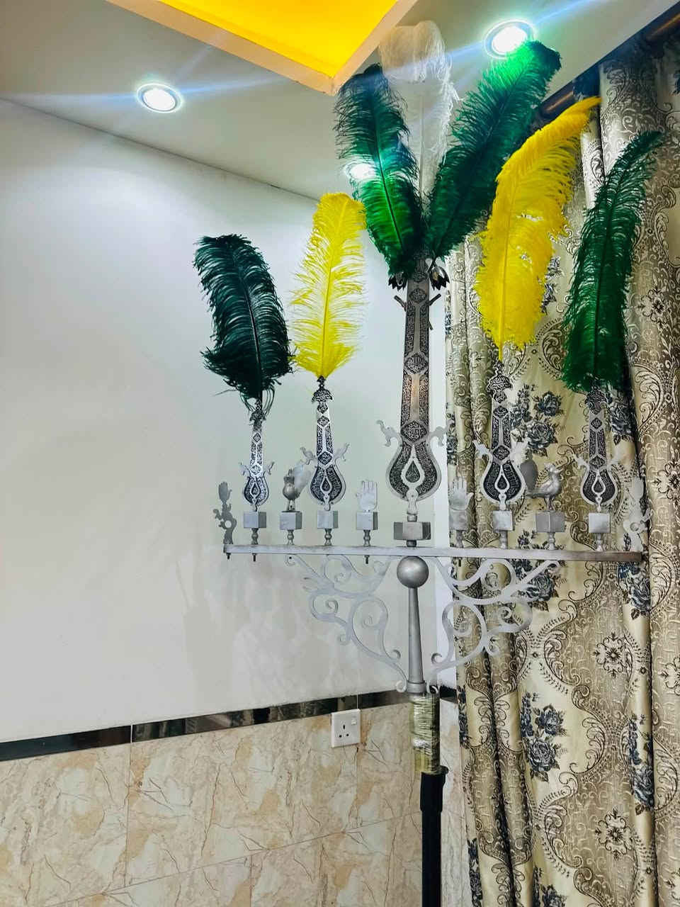 علم زنكي البيع
ابو المتر العدد5
كامل مع الريش نفس بل صوره
جديد
***********
السعر 225 الف
المكان بغداد
