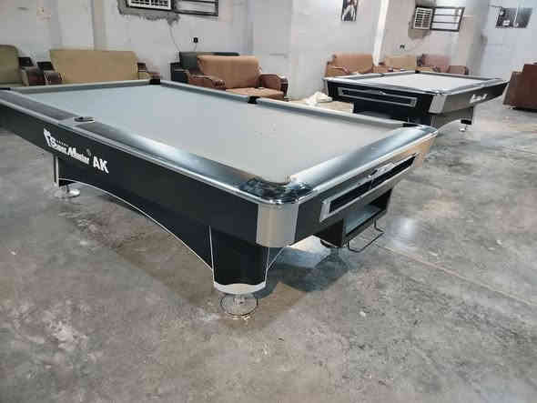 السلام عليكم بيع وشراء كافه انواع البليارد الجديد والمستخدم ومتوفر صيانه كافه انواع  البليارد مع الضمان اي ستفسار الأتصال على الارقم 📞 *********** او ***********
