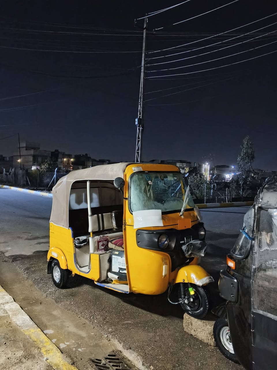 سلام عليكم تكتك 20 شهر 12 قطرة صبغ مابيها حته دوس مامعمره بيها بس لغد وراجع بارد المكان بغداد الحسينيه ***********
