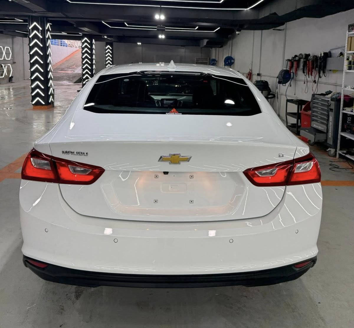 ماليبو 2023 بدون صبغ 
السعر اكتب رقم 1 ويجيك رد ذاتي
المواصفات LT 
كشن كهرباء 
بصمة 
شاشة 
كامرة دوارة 
تدفئة كشنات  
لد نهاري 
بدون صبغ  رقم الشاصي والصور مرفقة مع الصور 
عنوان السيارة اربيل شركة حسين عبدالكريم قرب فرع الشحن 
للاتصال ..***********..***********
