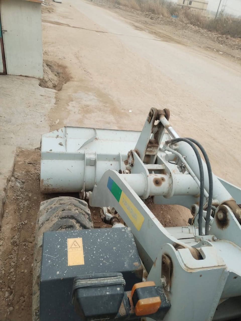 سلام عليكم فيركاوه 120لون رصاصي تخم تاير قماره دور مكفوله رقم وسط دولي *********** مكاني بابل جبله
