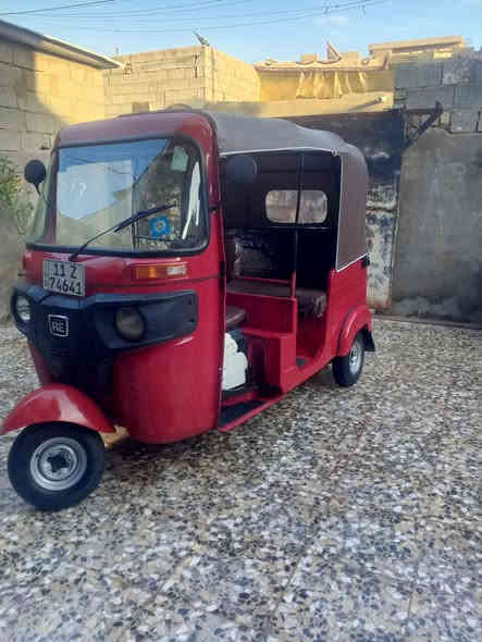 سلام عليكم تكتك 18 شهر 12 طابه ب19 رقم وسنويه  تحويل ثاني يوم  سعره 4و700تفصيل داخل لفديو مكاني سبع قصور شارع أبو علي*********** ما متوجد عل فيس
