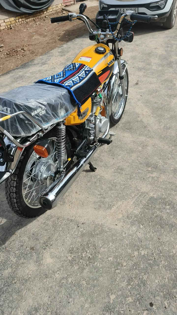 سلام عليكم دراجه وراق سكنر البيع نضيفه كلش توه معمره مكلف بل النشر ***********
