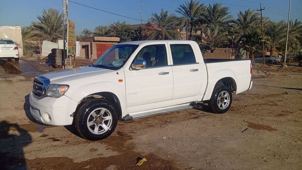 تايكر كراند 2014 للبيع سياره نضيفه مصبوغ حزام بيه كتاب مرزاد تريد رقمه عليه تريد عليك سياره نضيفه ماشيه 139كيلو   داخل السياره جديد كله شغله وجهازه السعر 55موبايل ***********
