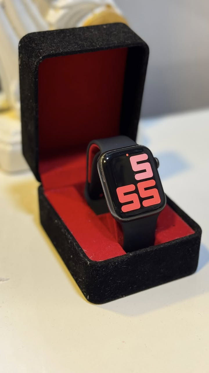 ساعة ابل se
حجم 44
بطارية 88 
لون اسود 
ملحقاتها سير وكيبل اصلي


**إذا كنت صاحب هذا الإعلان وتريد حذفه لأي سبب، رجاءا أرسل رسالة إلى الدعم الفني**