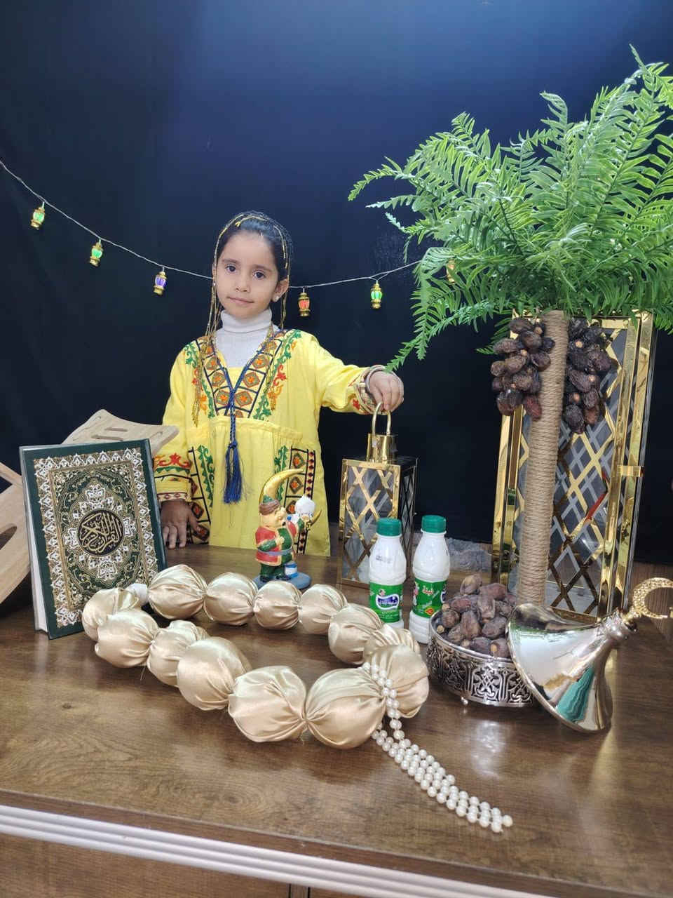 من التراث ماجينا يامجينا لها نكهة في رمضان وتبقى في ذاكرة الأطفال لتذكرهم بقدوم شهر الطاعة شهر التسامح شهر المحبة ....
.....
.....

🔴فئة البنات 🔴

كل رمضان وانتم سالمين وعساكم من عواده🙏🙏❤️❤️

روضة قطر الندى النموذجية الأهلية / الشعب 

العنوان/ الشعب /قرب المحكمة /فرع مطعم نخلة الراشدية
📞‏‪***********‬‏

مستمرين بتسجيل اطفالنا الحلوين ❤❤
