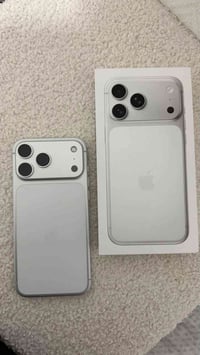 من رخصة صاحب الكروب ايفون 17 برو ماكس ذاكرة 256 بطارية 95 دبل سيم كارت...