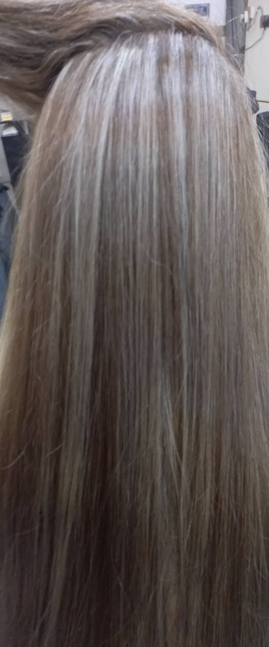 شغلي صالون الوردة الحمراء عنوان مجمع الزيتون السكني عمارة اي ٢٠ حجز خاص ***********
