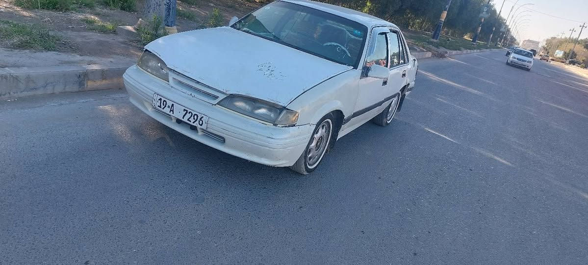 دايو برنس موديل93 رقم كربلاء دولي سياره جاهزه محرك بلاد اوتماتيك السياره جاهزه من كلشي والكشر شوفت عينك الشراي يتصل *********** عنواني كربلاء والسياره شرط تجويل السعر22ورقه
