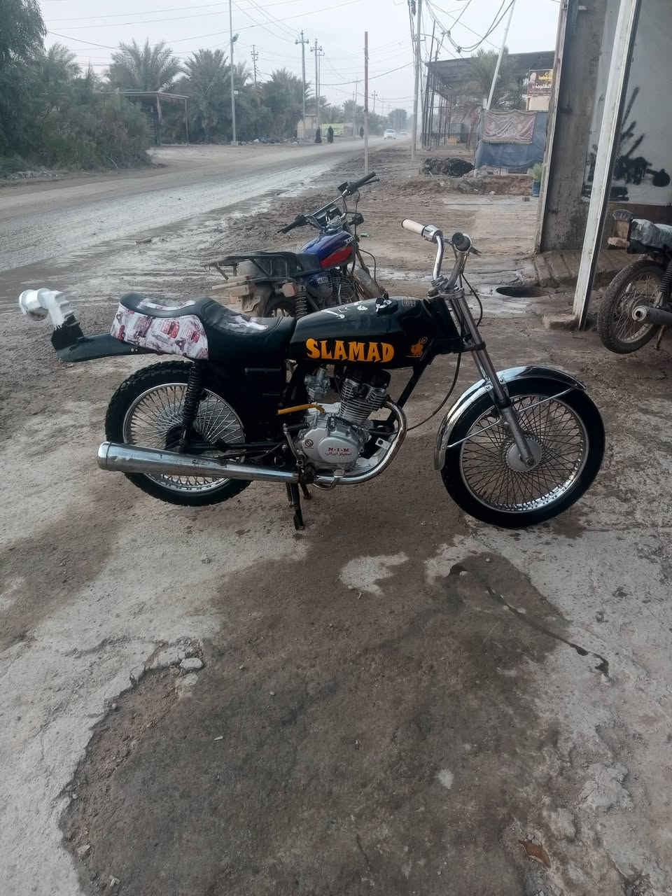 دراجه كلك. للبيع  دراجه نضيفه السعر 325وبيها مجال المكان نجف كوفه الرقم ***********
