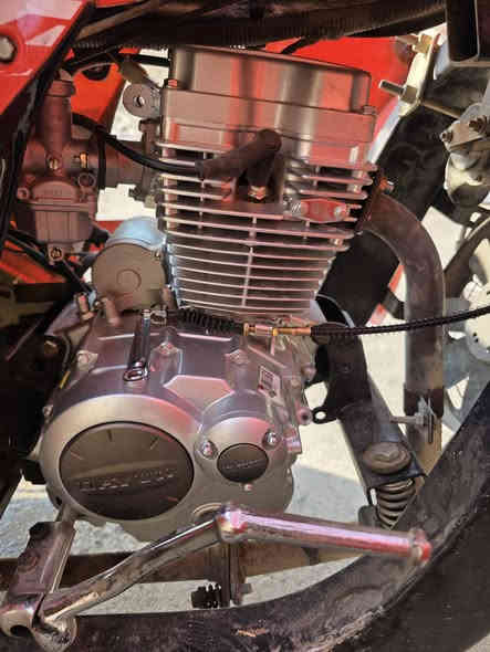 السلام عليكم ستوتة دايوان موديل 2017 محرك جديد كهرباءيات كله شغال اوراق كاملة السعر 1700 وبيها مجال قليل مكاني بغداد جسر ديالى ***********
