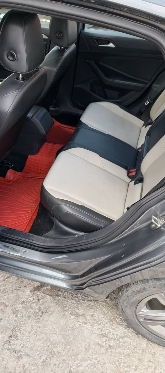 جيتا للبيع فول مواصفات
رقم اربيل جديد سقف بانورام سياره جديد مال بيت شرط التحويل موديل 2019تبريد شغال ثلج كوشناته تدفئه سعر 155بي مجال رقم موبايل ***********
