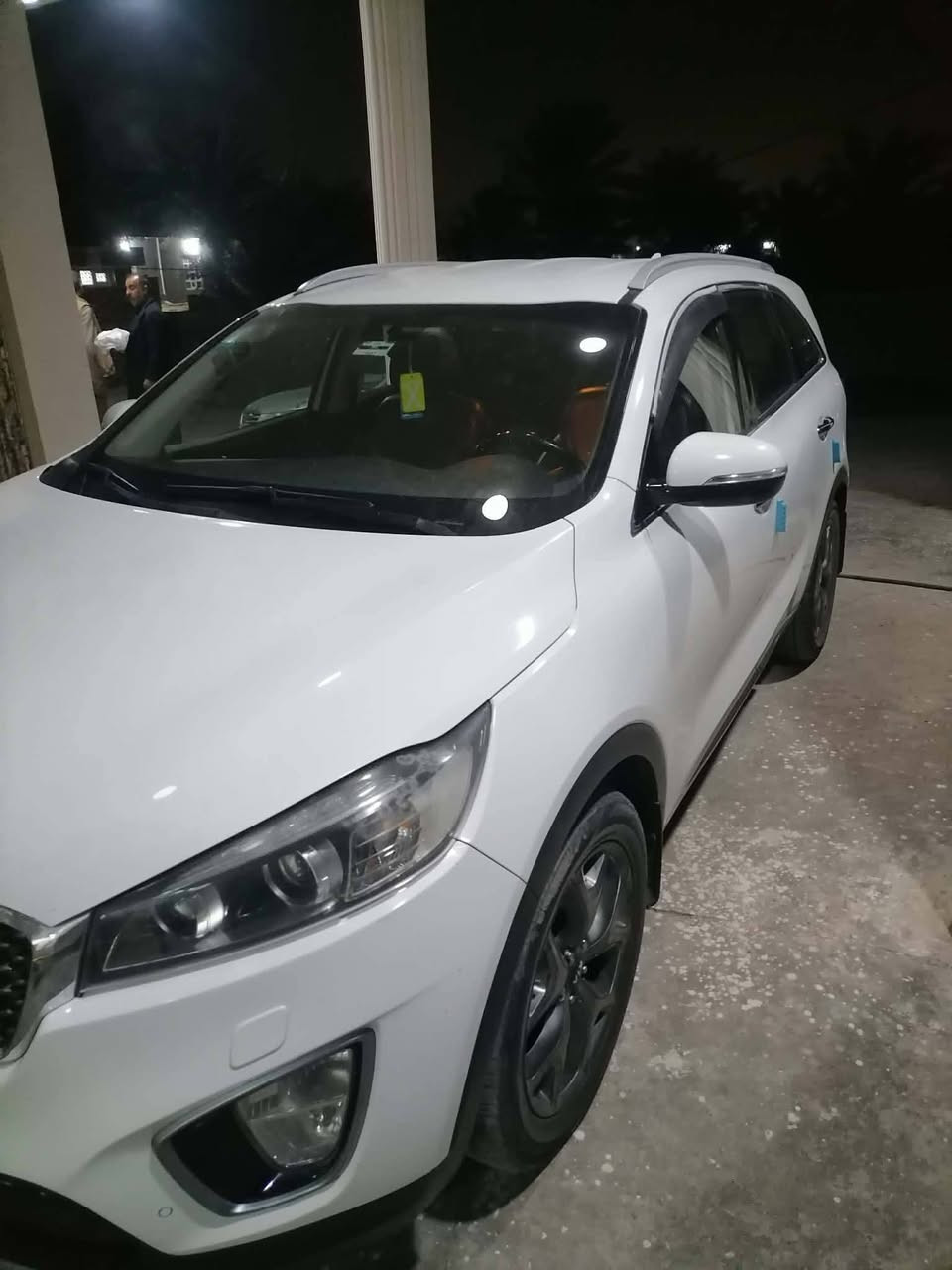 مكلف بالنشر  سورنتو ٢٠١٦ خليجي كامل المواصفات ماعدا البانوراما مكفوله من الصبغ والضربه ماعدا شبر بالقماره بخ اثر شخوط المكان الانبار الكرمه *********** السعر ١٩٥
