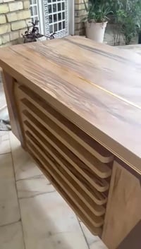 ميز مكتب • كرسي • الدوره