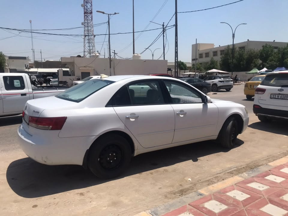 سونات ٢٠٠٨ كفاله عدا الجاملغ الايسر مبدل شركه وبارد خفيف موضح كير مكينه تبريد حداديه بالجيس ***********
