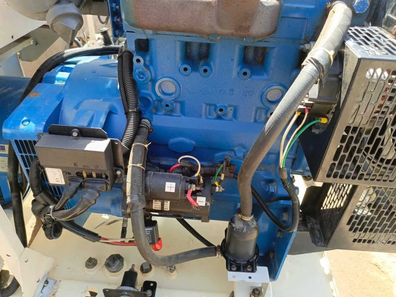 يتوفر لدينا بيركنز 3 بستم توليد لوري سومر انكليزي اصلي

30 KVA شرط النضافه والحمل مكفول

يكون تشغيل شاشه افجي انكليزي

العنوان الانبار فلوجه يوجد توصيل كافه المحافظات

الاستفسار الاتصال على الرقم *********** موجود واتساب
