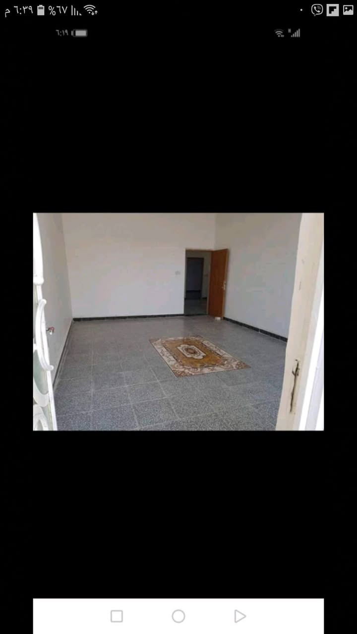 بيت للايجار ارضي 200 متر  يتكون من غرفتين نوم واستقبال وهول وصحيات داخليه وخارجيه وكراج وتروكات اثنين للاستفسار الاتصال على الرقم *********** مكلف بالنشر
