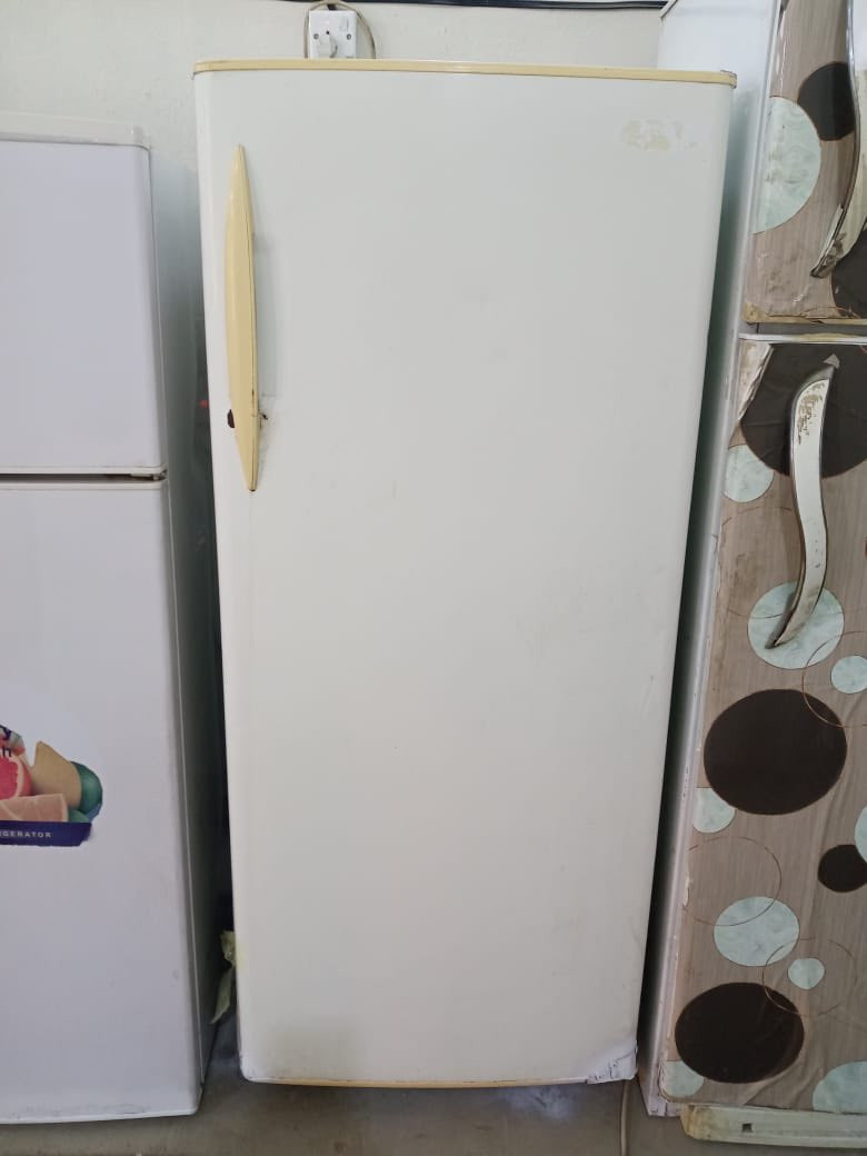 كلمن وسعره 
شغالات كل ضرر مابيهن 
حله باب المشهد 
مقابل مستشفى الولاده 
وبيهن ضمان ومراوس
***********
