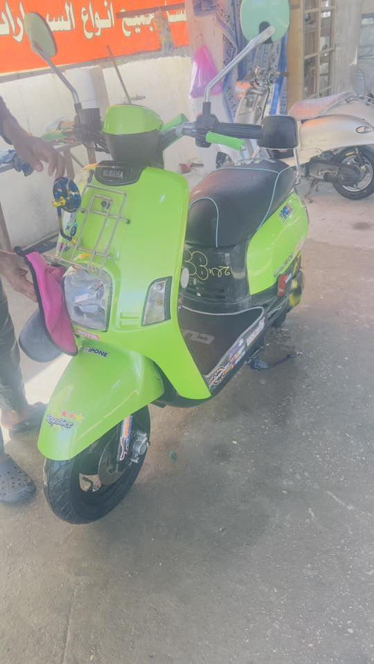 بوليسي  اخذتها حاويه  صارلها 4 اشهر شايل كفراتها الاصليا ضامهن خال تجاريات اذا تريد موجود الاصلي انطيكيا وياها السعر 800 وبيها مجال ***********
