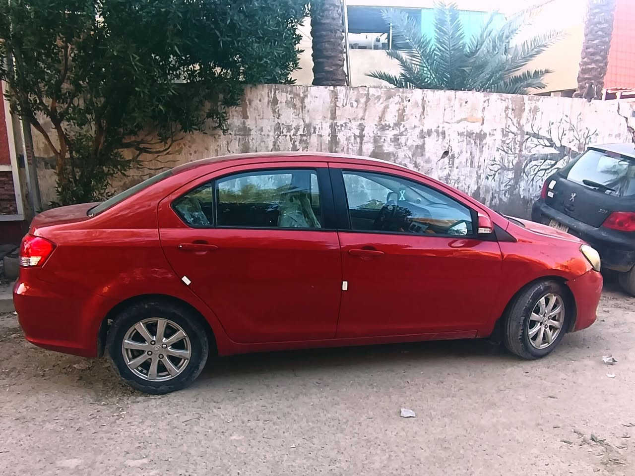 السلام عليكم سيارة كريت وول فولكس سي ٣٠ موديل ٢٠١٢ حالة ممتازة ماكينة كورولا والداخل نظيف ماشية ١٧١ الف . اخذتها قبل  اقل من شهر لغرض التعلم وحاليا المطلوب اراوس اكسنت موديل أحدث وانطي فرق بسيط. بغداد فقط علق وادخلك خاص.


**إذا كنت صاحب هذا الإعلان وتريد حذفه لأي سبب، رجاءا أرسل رسالة إلى الدعم الفني**