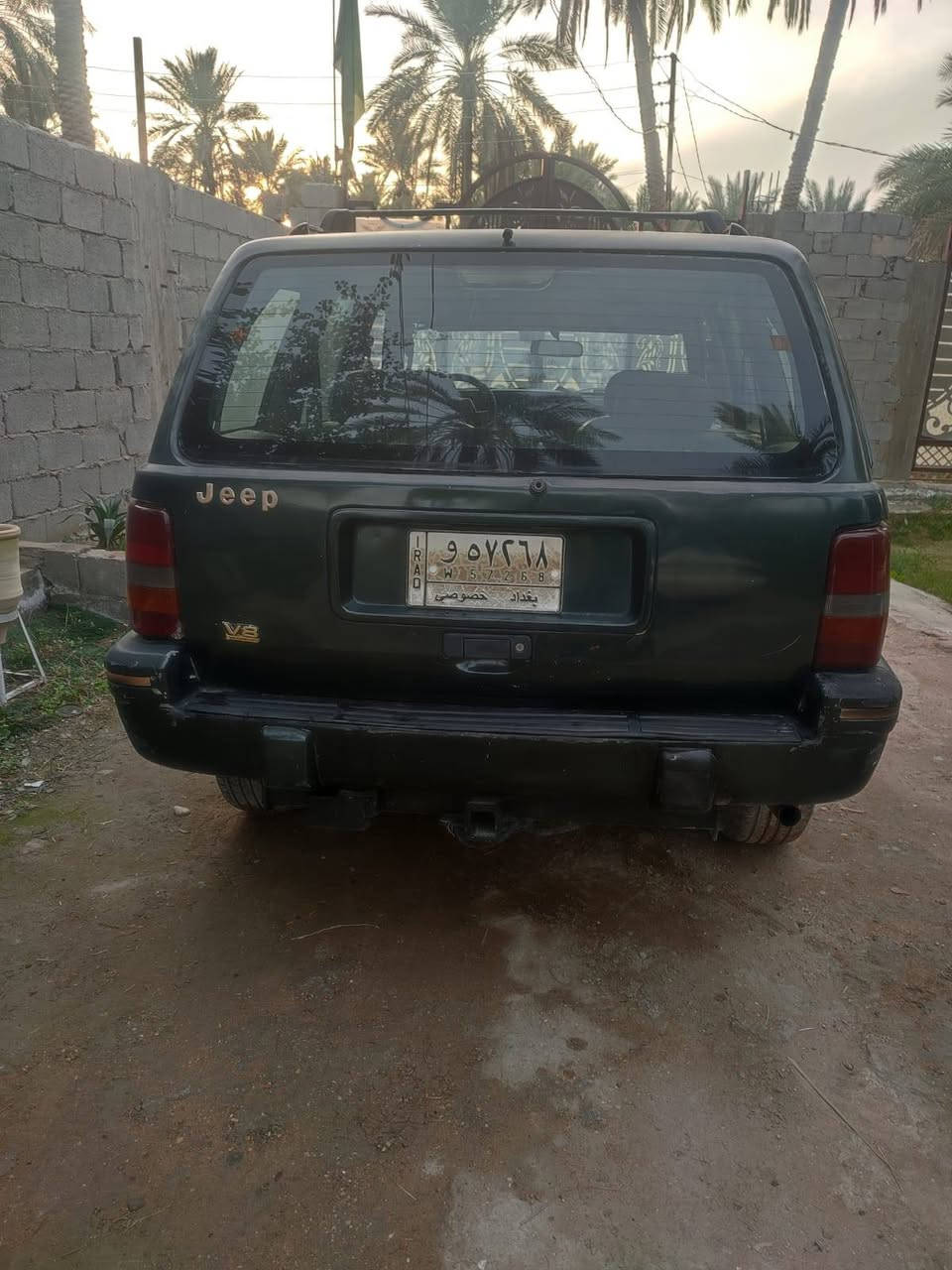 سلام عليكم جيب شيروكي ٩٤مكينه ٢٥٠٠ بطه جاهزاء من كلشي تبريد شغال سعرها ٤٢ وبيها مجال هاتف*********** مكانها المسيب
