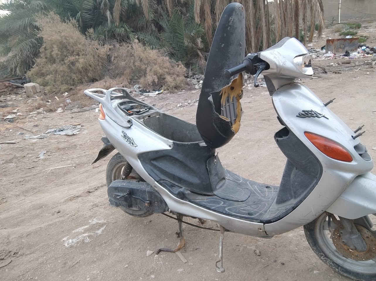 دولفين فحل رصاصي كفرات اصليه كهربائيات شغاله لايت بكلايت اشاير سلف مفتوحه مره وحده صوت ناعم للبيع ٣٠٠ وبيها مجال


**إذا كنت صاحب هذا الإعلان وتريد حذفه لأي سبب، رجاءا أرسل رسالة إلى الدعم الفني**