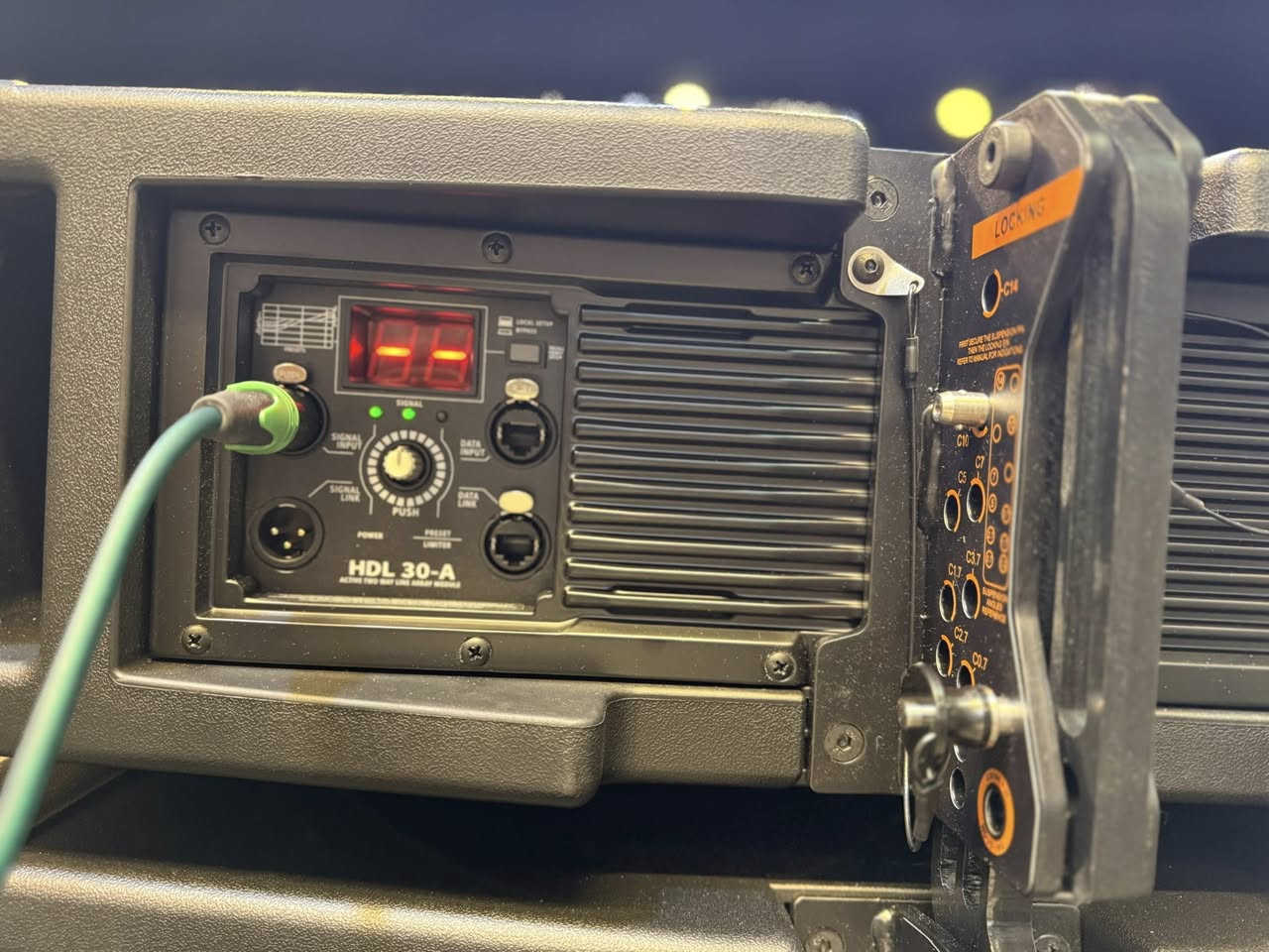 كل ماهوه جديد تجدونه في معرض البياتي
💣.      💣.       💣

وصول الاينري  نوع RCF HD30.  
من اقوه جوده في  شركة RCF 
🔊🔊🔊🔊🔊🔊🔊🔊🔊🔊
تتميز بكوالتي. وبقوه عاليه جدا. جدا 

للاستفسار والاتصال على الارقام الموجوده فقط

***********. ☎️ ***********
