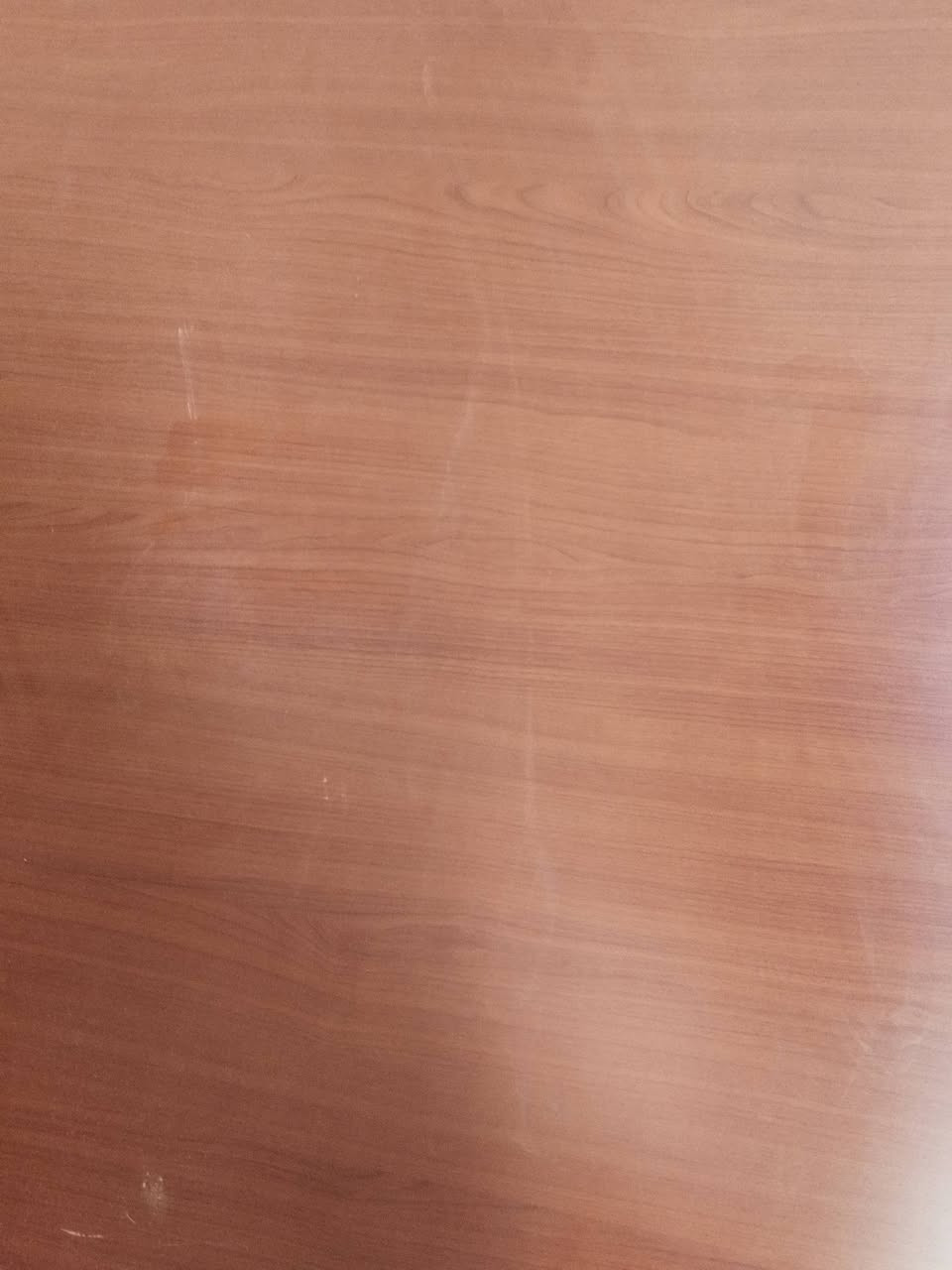 عندي خشب امدي اف كيج 16 ملم للبيع عندي هواي كصات كبار قياس مترين x متر ونص تقريبا جديد  ***********
