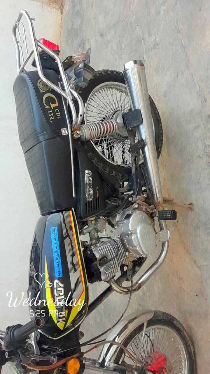 سونك 24 شرط محرك مامفتوح وياله شرط كهربايت. كامله درجه مابي اي نقص سعر 550 بي مجال 0781956175


**إذا كنت صاحب هذا الإعلان وتريد حذفه لأي سبب، رجاءا أرسل رسالة إلى الدعم الفني**