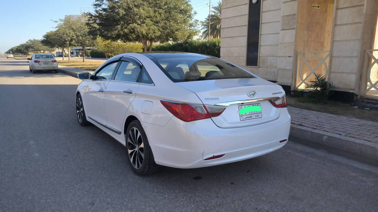 للبيع
سوناته خليجي فوول مكفوله 
بنوراما 
بصمه
 كشن كهربائي 
محرك 2400
گير ومكينه مكفولات 
رقم بغداد
السعر126 وبيها مجال 
للاستفسار اتصل ع هذا الرقم 
***********
