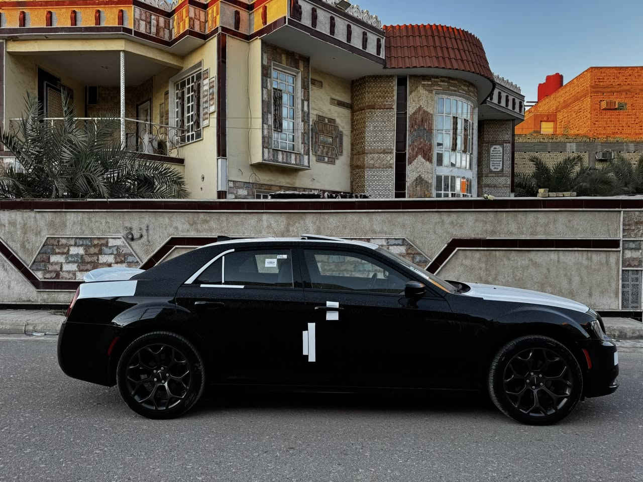 سلام عليكم 🤚🏻
كرايسلر اوباما 300S 
2019 اس كولد اصل  
سيارة كولد مو عادية ⚜️
المحرك : . v6. 3600.

وارد كندي مكفوله كفاله عامه من الصبغ والتبديل والفتح حتى من البارد ودعاميات بشرط
كير محرك بشرط برغي ممفتوح 
ماشيه72 مايل حقيقي بشرط 
رقم دهوك سنويه جديد هزه فحص جديد تحويل بشرط
 
📍مواصفات الS فول 1/1 
📍بصمة تشغيل 
📍بانوراما 
📍شفتات استيرن 
📍نضام سبورت 🏁
📍كشنات جلد بلاد S
📍 كشنات كهرباء 
📍كشنات تدفئه 
📍تدفئة ستيرن
📍مثبت سرعة 
📍كامرا خلفية 
📍نضام سماعه الباين 🔥 
📍مري جانبي هيتر
📍حساحات 
📍دخول ذكي (بصمه)
📍شاشة كار بلي 
.
وبعد مواصافات الS المعروفه 

للاستفسار اكثر الاتصال
***********
مكان السياره ميسان
