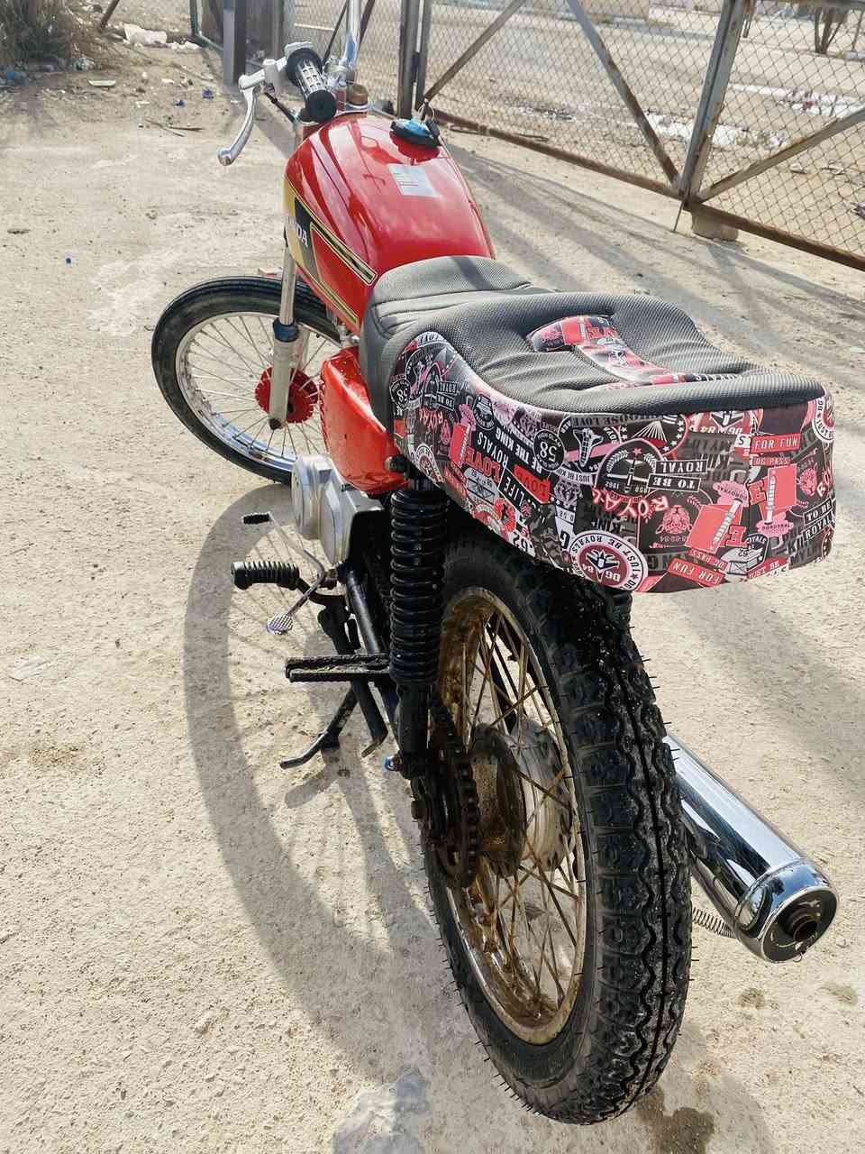 سلام عليكم دراجه لبيع رابيدو ستوه معمره مانقصه أشي أدوات نظيف سعره 450 مكاني بصره 5ميل رقمي ***********
