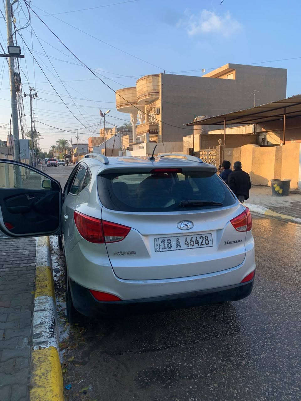 اللهم صلِّ على محمد وآل محمد
سيارة للبيع موديل 2012وارد امريكي مكينه 200400
سيارة مثل مداتشوفونها حلوة مابيها كل نقص مال بيت السعر شدة و 35 
بابل مسيب 
رقم***********
بيع او مراوس
