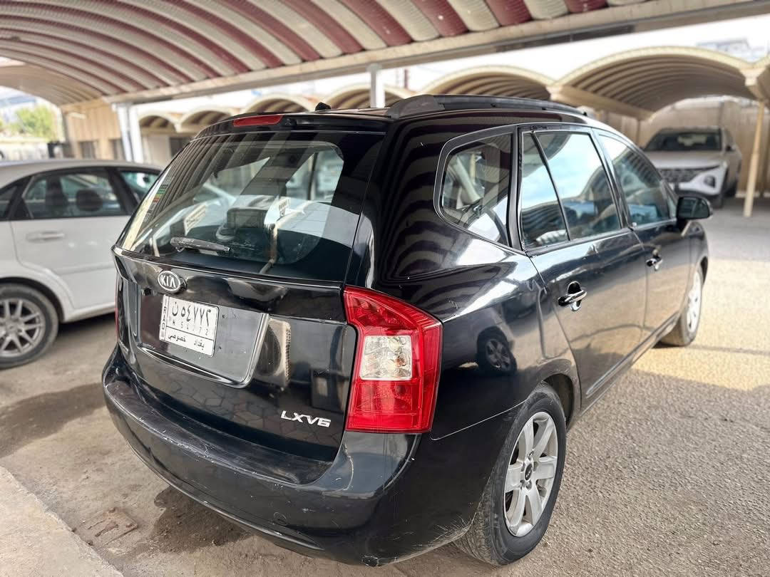 سلام عليكم شباب راندو 2008 امريكي
مكينه2700 6سلندر 

السياره مصبوغه حزام والقماره مرشوشه 

ضربتهه جاملغات 2 اماميه وربع البنيد ودعميه ابدله 

صدراهه تعبان 

مكينه وكير مكفوله  تبريد شغل 

السعر 85 وبيهه مجال بكانه بغداد 

***********
