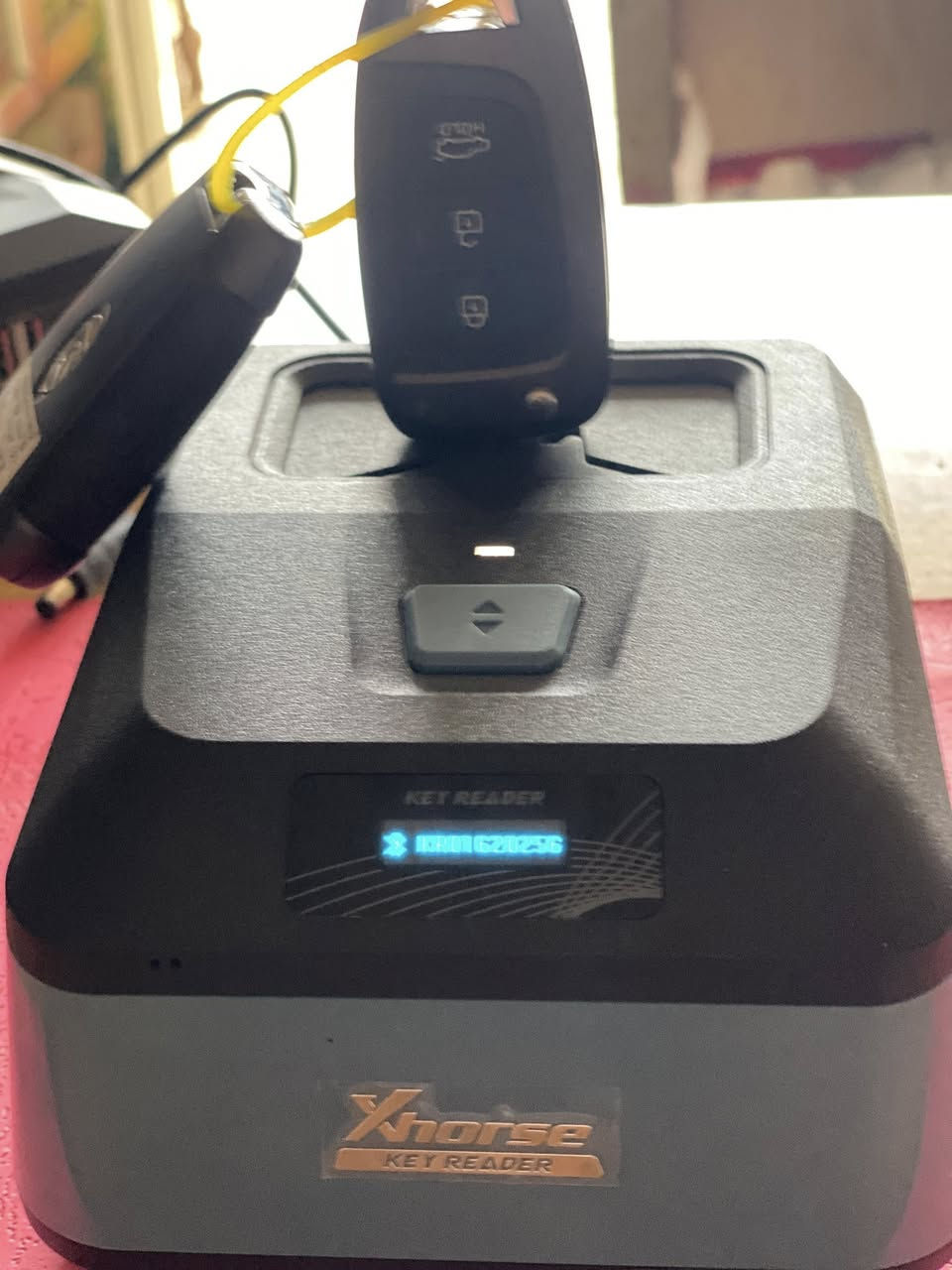 🔥 للبيع جهاز قراءة المفاتيح 🔥
جهاز Xhorse Key Reader بحالة ممتازة ونظيف جداً ✔️

🔧 المواصفات:
✔️  قويه في قراه المفتاح المكسور والمنسوح جزىي يعمل  على برنامج   تعال وتساب وفهمك ***********xhorse
