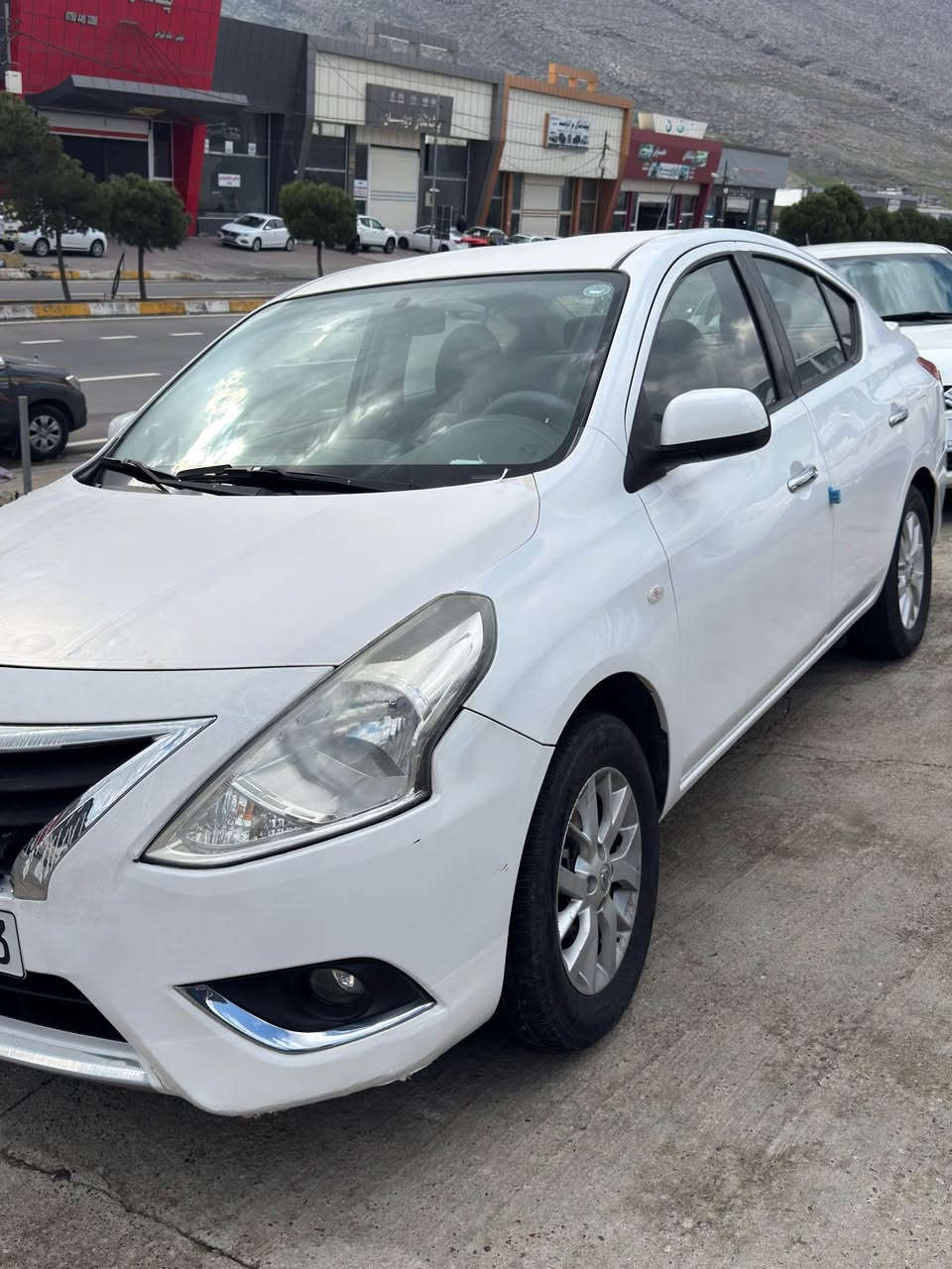 نیسان سەنی ٢٠٢٠  زۆر زۆر خاوێن
هەر چوار جام کارەبایی
شاشە ئایپاد + کامێرا
گێڕ ئۆتۆماتیک 
ویل کەپ
ئاوێنە کارەبایی
81 هەزار ڕۆشتوە 
کەمەک تەزرە لێی داوە
یەک دەرگای بۆیاغە و ساردە کوتەیە هیچی تری نیە
تەقە و ڕەقە هیچی نیە
چرکەی تێدا نیە سوران, أربيل


**إذا كنت صاحب هذا الإعلان وتريد حذفه لأي سبب، رجاءا أرسل رسالة إلى الدعم الفني**