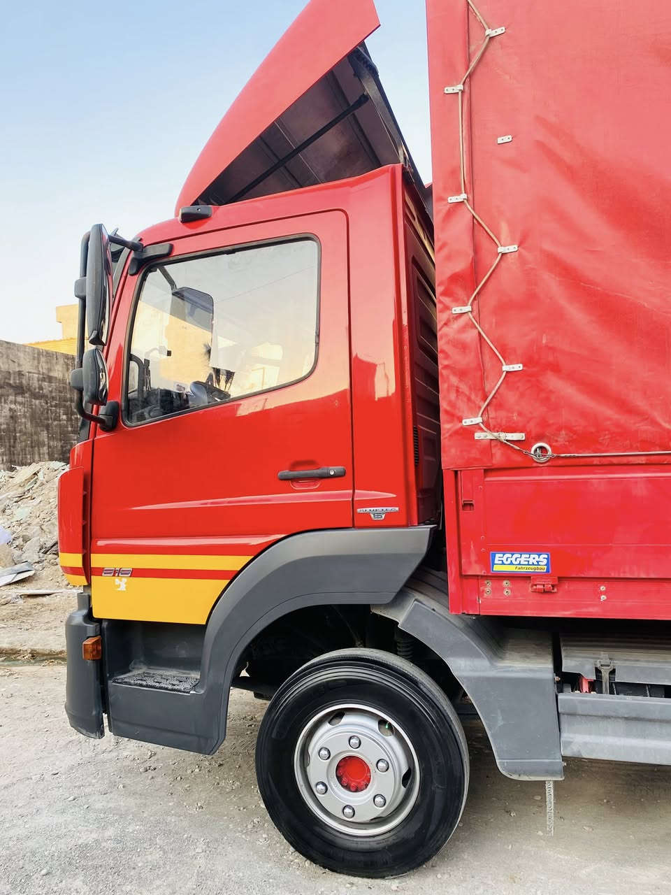 اتیکۆ بۆفرۆشتن ❤️❤️
مۆدیل17قەپات مسفات  تبرید دوو تەلقەهاف
قفل اکسل رۆبستۆن حاسەو کامیرە خەتی جادە
هەر 6تایە نویە  دەرگە جەگە  پشت چووپ
پێشەوە دوو وەرەقە  سیارە بێ سبوخ هەموو گیانی بەشەرت بۆدی720درێژە 260بریدە  سەری بۆدیە سکەیە رەقم تەلەفۆن *********** واستاپ ڤایبەر
