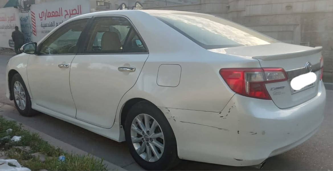 السلام عليكم
للبيع كامري خليجي 2013
ابيض صدفي فول مواصفات 
فتحة شاشة كامرة حساس امامي 
خلفي اشاير بالمري ويل كب 4دسك
محرك 2500اربعه سلندر
3 بردات كهرباء
داخل صاج كشنات جلد كهرباء
تخم تاير اعلا مواصفات بالخليجي 
باسمي بغداد 
العنوان بغداد الكرخ حي الجهاد 
***********
***********
