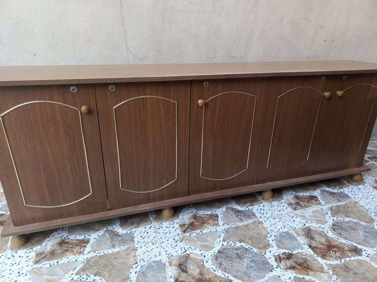 بوفيا كامله جديد للبيع الاستفصار ***********/***********
