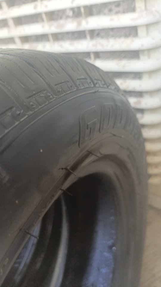 تايرات للبيع الحجم 175/65/14
تايرات اخو جديد 
العدد 3 تايرات


**إذا كنت صاحب هذا الإعلان وتريد حذفه لأي سبب، رجاءا أرسل رسالة إلى الدعم الفني**