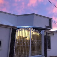 بيت مساحته 200 متر، طابق واحد  الشعلة -الدوانم شارع بيت عنيد�يبعد بس 5...