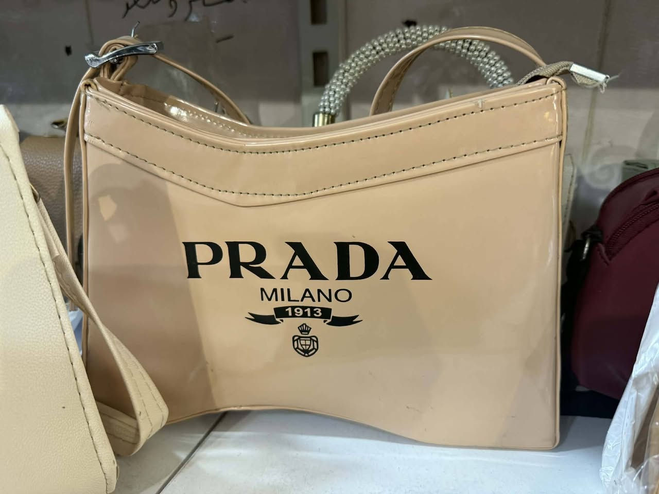 سِـلَأّمً عٌلَيِّکْمً جّـنِطِهّـ لَلَبًيِّعٌ کْمًيِّهّـ خِـيِّر مًنِ أّلَلَهّـ وٌبًـسِـعٌأّر مًنِأّسِـبًهّـ جّـدٍأّأّ


**إذا كنت صاحب هذا الإعلان وتريد حذفه لأي سبب، رجاءا أرسل رسالة إلى الدعم الفني**