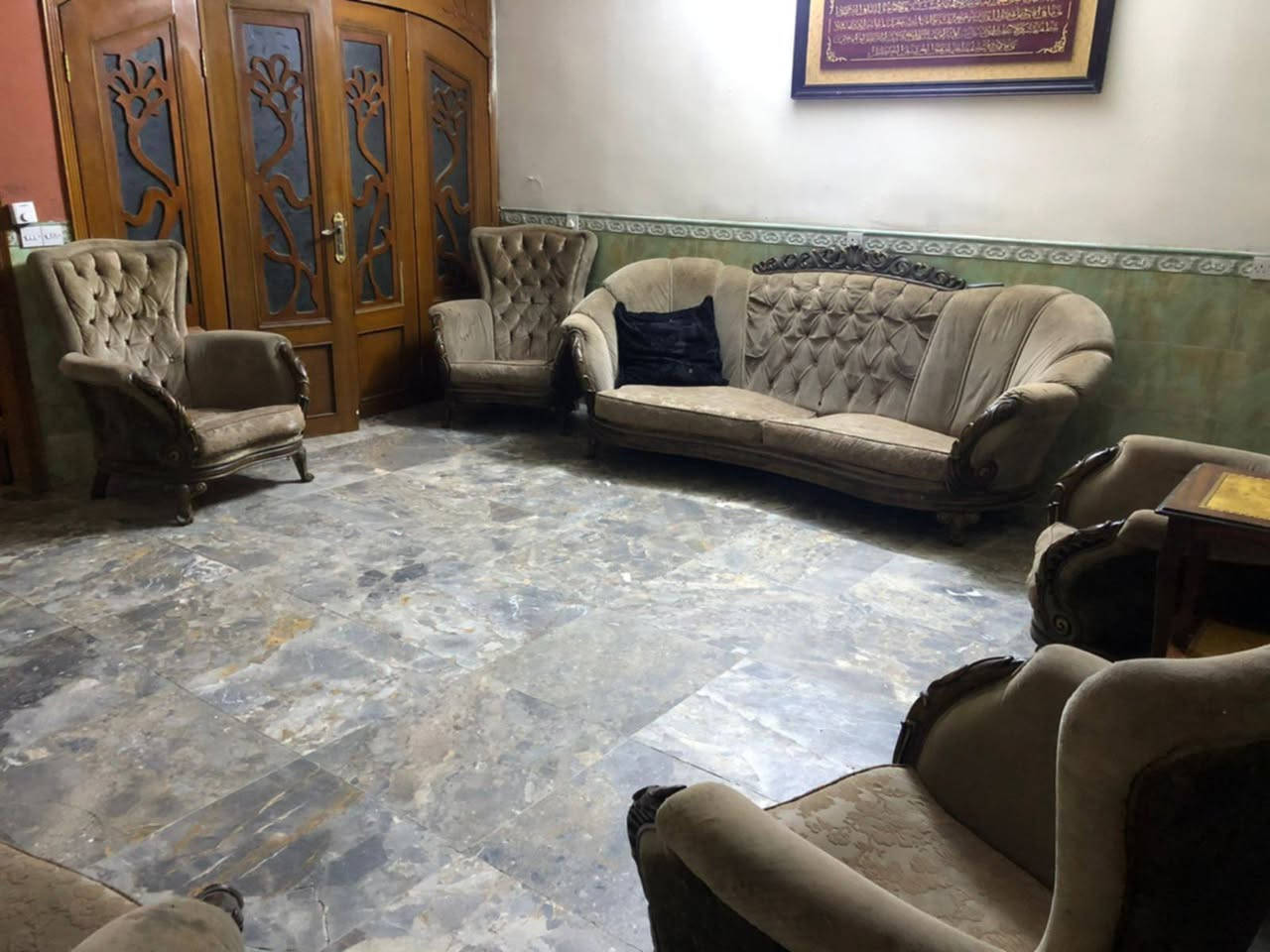 تخم 8 مقاعد نظيف بس يرادله غسل ب 200 وبي مجال


**إذا كنت صاحب هذا الإعلان وتريد حذفه لأي سبب، رجاءا أرسل رسالة إلى الدعم الفني**