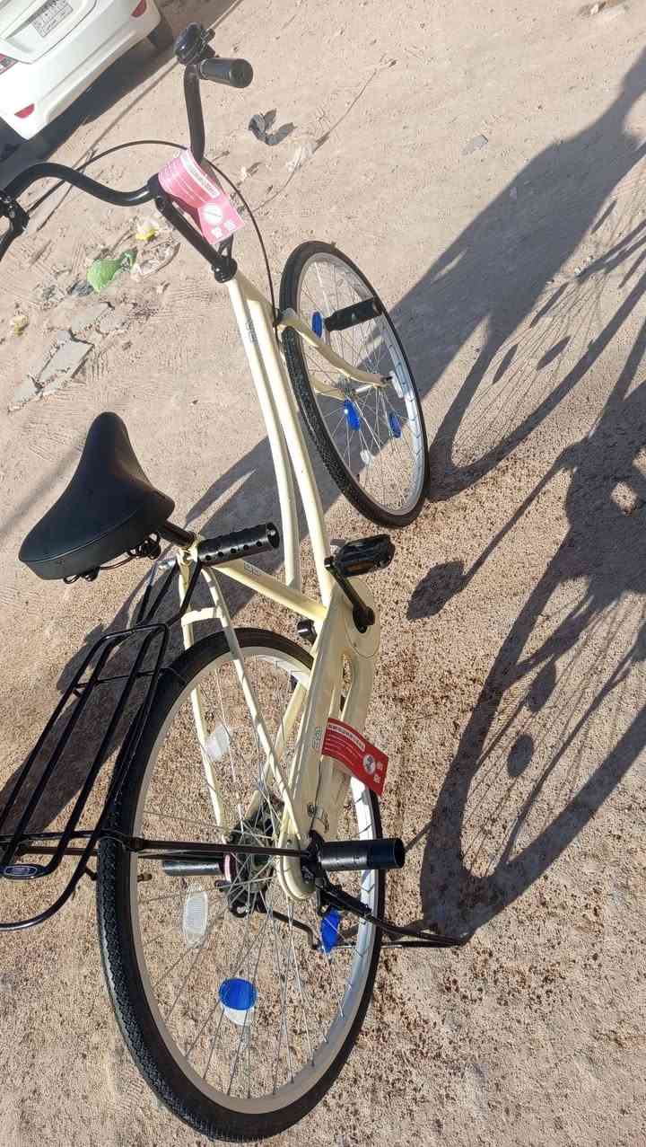 السلام عليكم بايسكل للبيع نزلته من كرار ابو النقش 

مديل 22 شهر 4 نضيف كلش مال حاويه

سعر صدمه فقط ب ((130))  مكاني حي النداء شارع المجمعات


**إذا كنت صاحب هذا الإعلان وتريد حذفه لأي سبب، رجاءا أرسل رسالة إلى الدعم الفني**