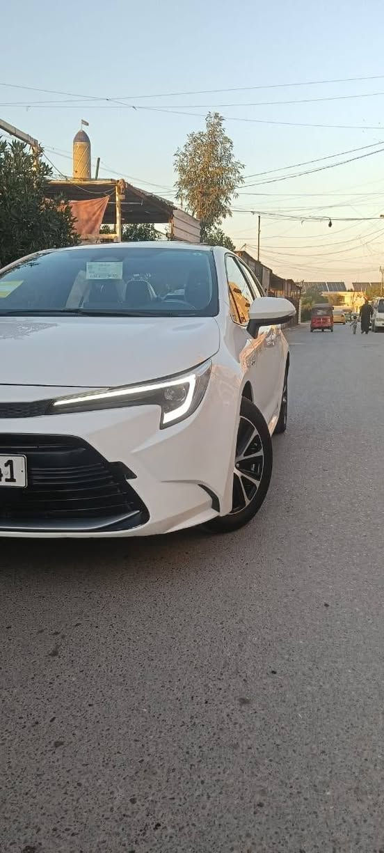 سلام عليكم
كورلاه 2025 هايبرد
مكفولة على وضع الشركة
فول مواصفات 
بصمة
فتحة شاشة كبيرة
لد أمامي خلفي
مكينه 1800
مثبت سرعة
ماشه 29
مكاني بغداد 
رقم الهاتف ***********
